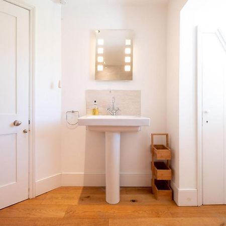 Mansard House Villa ออลบะระ ภายนอก รูปภาพ
