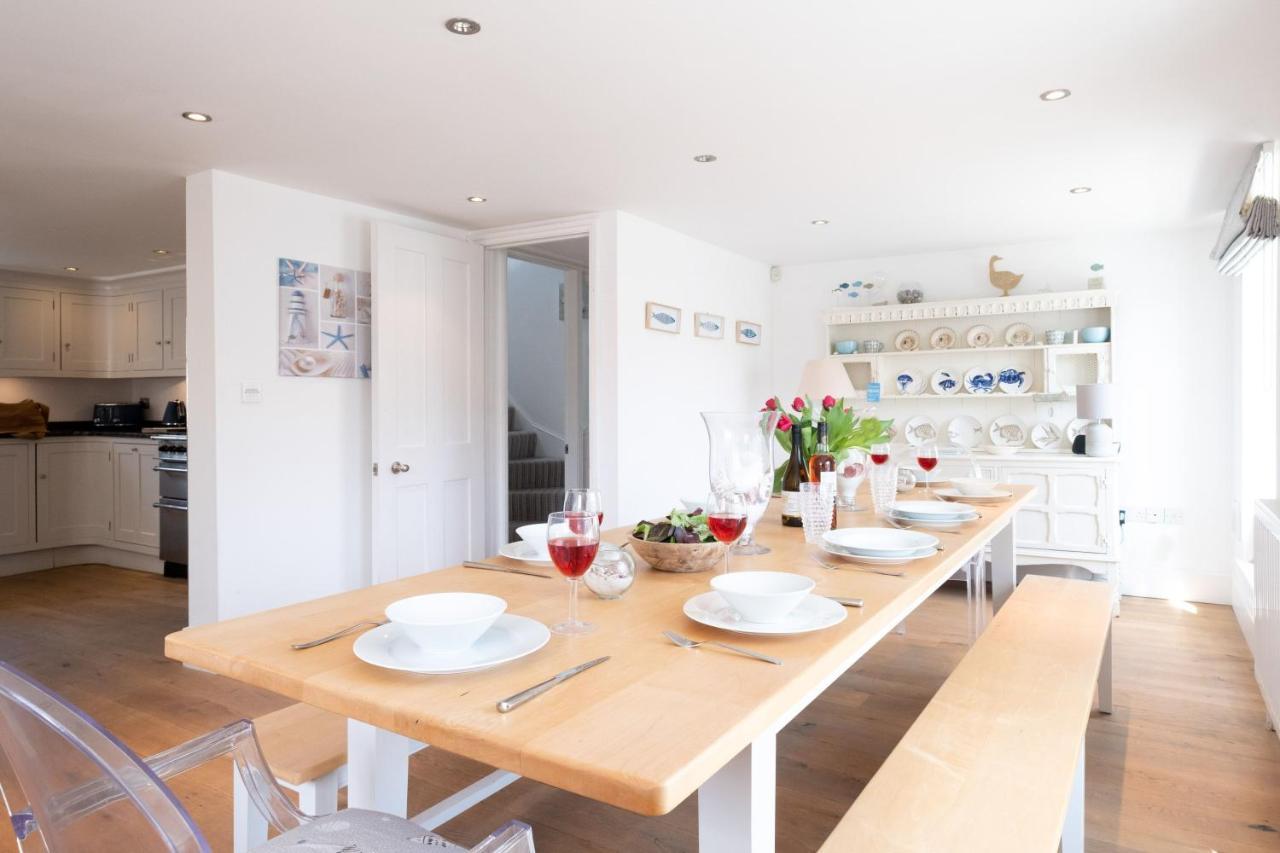 Mansard House Villa ออลบะระ ภายนอก รูปภาพ