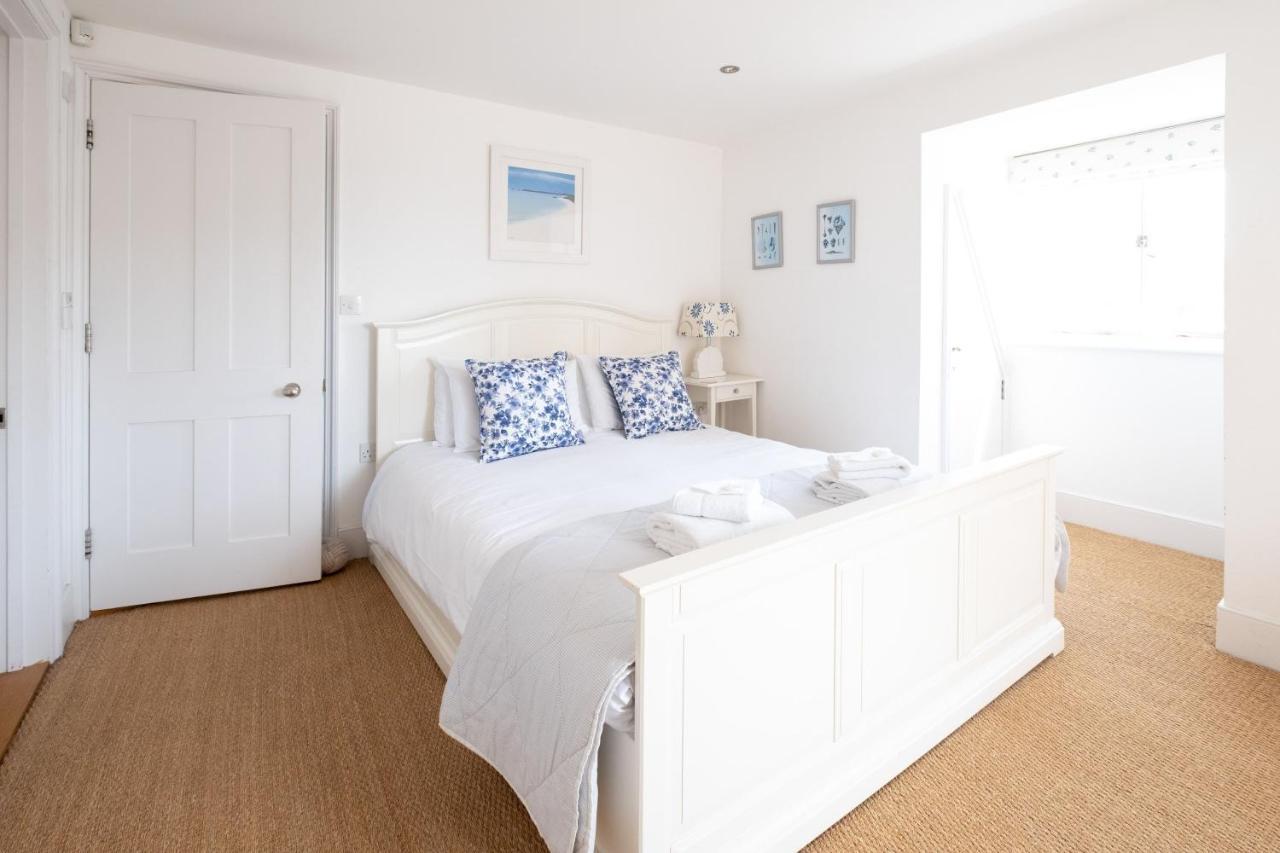 Mansard House Villa ออลบะระ ภายนอก รูปภาพ