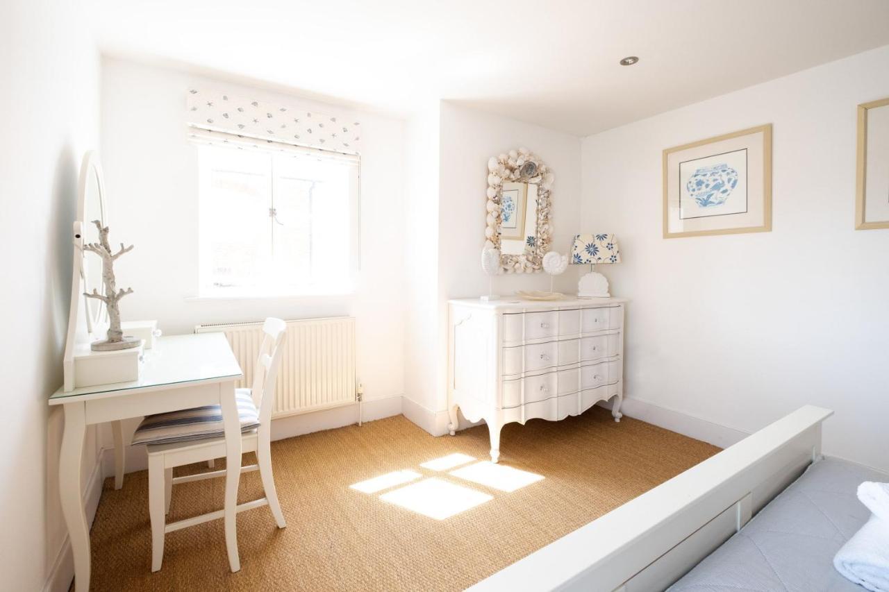 Mansard House Villa ออลบะระ ภายนอก รูปภาพ