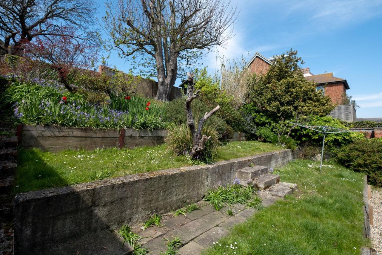 Mansard House Villa ออลบะระ ภายนอก รูปภาพ